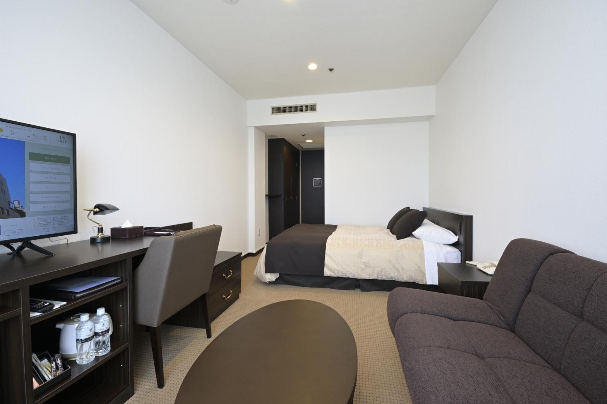 The Italia Ken Hotel Niigata Bagian luar foto