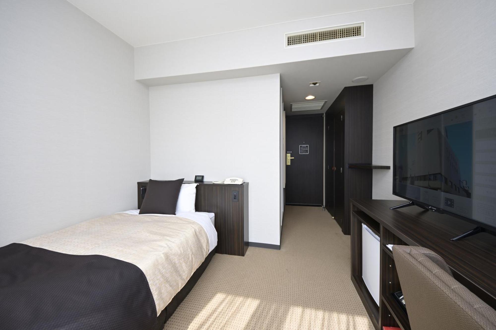 The Italia Ken Hotel Niigata Bagian luar foto