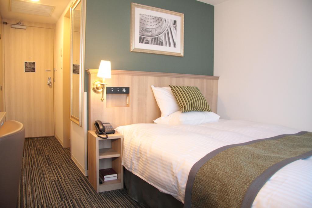 The Italia Ken Hotel Niigata Bagian luar foto