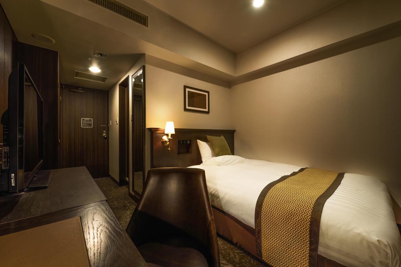 The Italia Ken Hotel Niigata Bagian luar foto